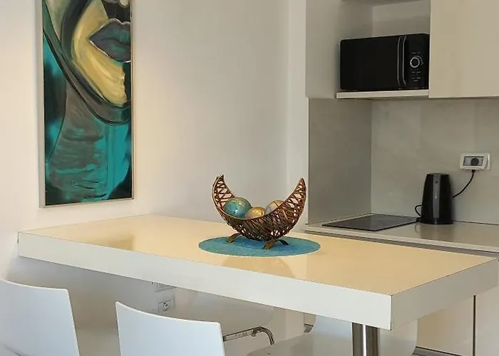 המקום של אורלי